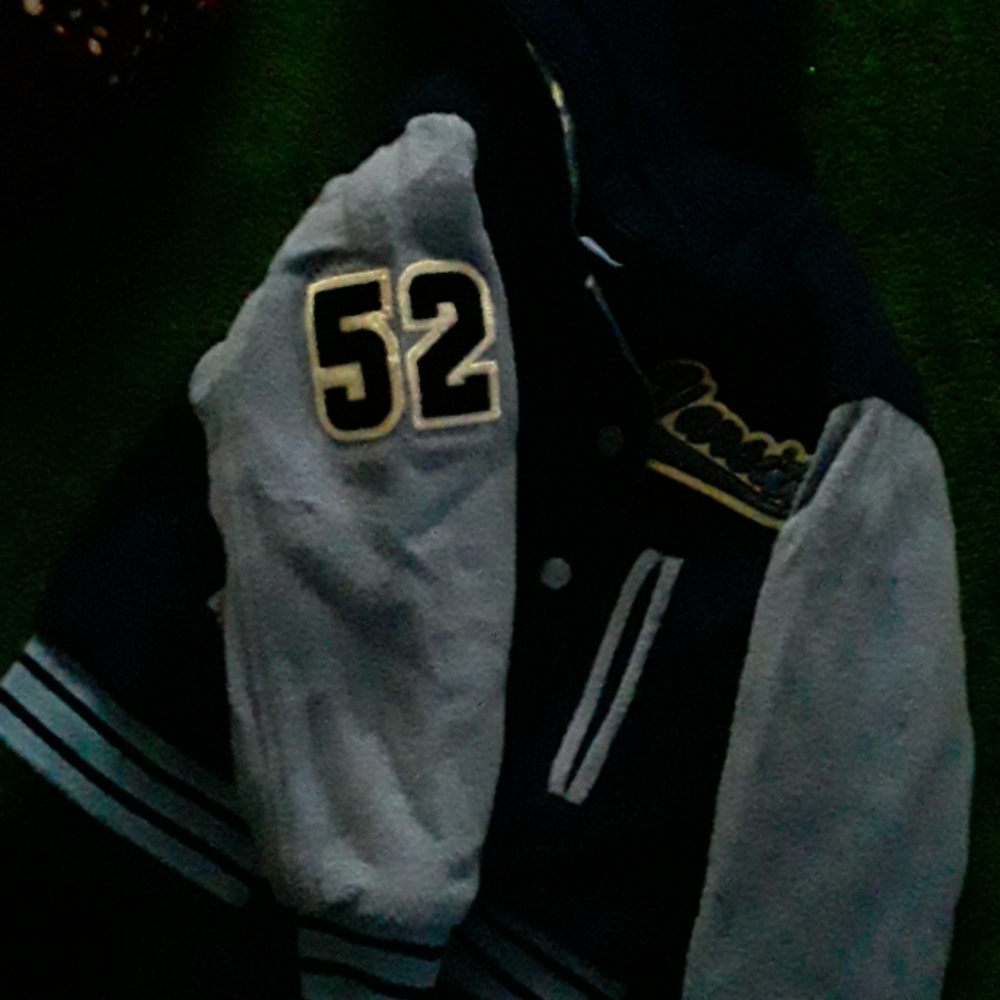 Coat - Picture 2 of 8